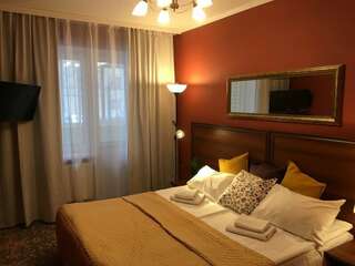 Мини-отель Вернисаж Санкт-Петербург Двухместный номер с 1 кроватью или 2 отдельными кроватями и балконом-11