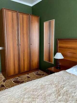 Мини-отель Вернисаж Санкт-Петербург Двухместный номер «Комфорт» с 2 отдельными кроватями-10