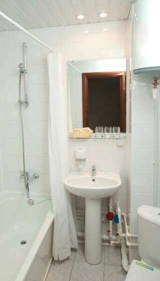 Мини-отель Вернисаж Санкт-Петербург Люкс с кроватью размера «king-size»-5